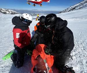 Ewakuacja snowboardzistki z Kotła Goryczkowego