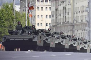 Defilady na Placu Czerwonym w Dniu Zwycięstwa.