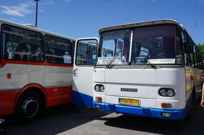 Zlot zabytkowych autobusów 2022 w Bydgoszczy [ZDJĘCIA] 