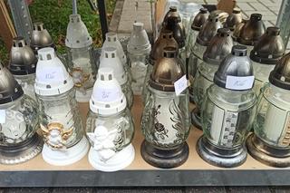 Wszystkich Świętych 2023. Ile kosztują znicze w Lublinie? Sprawdziliśmy to!