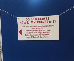 Tak wyglądają wybory w Olsztynie. Mieszkańcy poszli oddać swoje głosy [ZDJĘCIA]