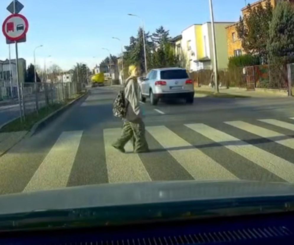 Jej krzyk ocalił życie dziewczynce. Inaczej na pasach doszłoby do tragedii