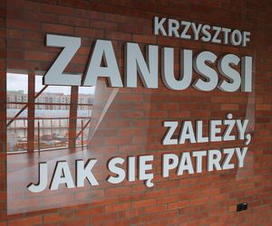 Krzysztof Zanussi. Zależy, jak się patrzy. Jak wyglądały kulisy pracy artystycznej i prywatne życie reżysera