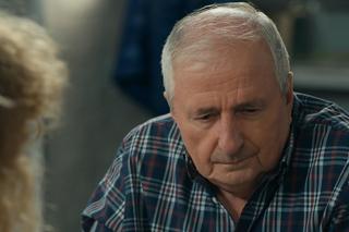 Barwy szczęścia, odcinek 3003. Żabcia (Hanna Klepacka), Krzysztof Jaworski (Jacek Kałucki) 