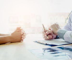 Włókniakomięsak (fibrosarcoma): przyczyny, objawy, leczenie