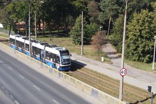 Bydgoskie tramwaje na podium. Szybszych nie ma w całej Polsce. Rzadziej kursujących chyba też nie [RANKING]