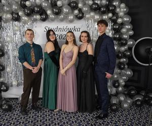 Ścianka na studniówce ZS nr 8