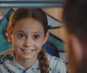 M jak miłość odc. 1854. Bartek (Arkadiusz Smoleński), Hania (Wiktoria Basik)