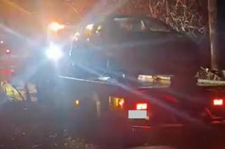 Sąsiadka zastawiła drogę samochodem w Urzejowicach. Po interwencji Super Expressu auto zostało odholowane! [GALERIA]