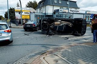 Kobieta staranowała toyotę