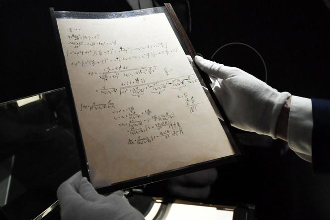 Rękopis Alberta Einsteina pobił rekord. Sprzedano go za ponad 11 mln euro