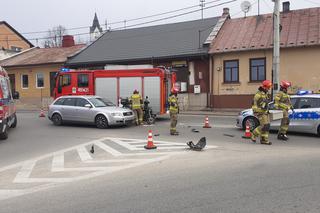 Zderzenie auta osobowego ze skuterem u zbiegu Targowej z Iłżecką