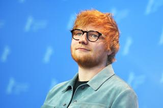 Ed Sheeran był słabym uczniem? Mimo to wspiera dawną szkołę. To tam poznał Cherry Seaborn