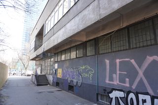 Sprzedana za blisko 30 milionów działka przy Twardej 16A