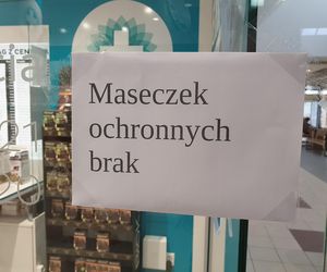 Braki maseczek w sklepach - 03.2020