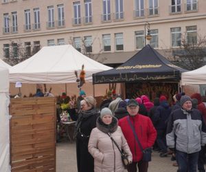 Kiermasz i inscenizacja na Placu Wolności z okazji Kaziuka Wileńskiego