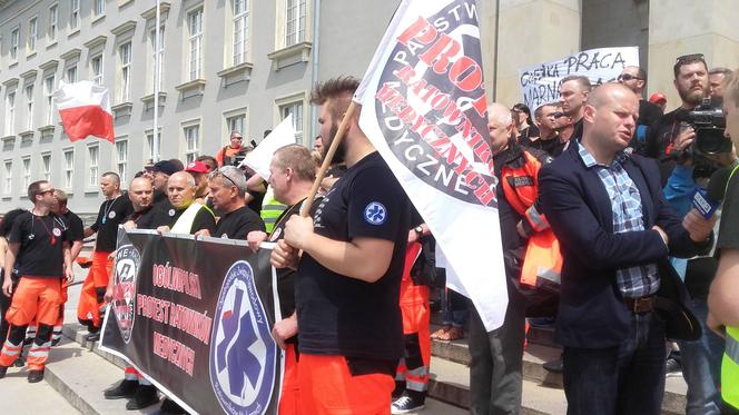 Protest ratowników medycznych we Wrocławiu