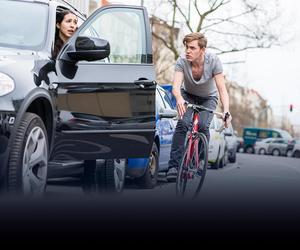 Czy rowerzysta zawsze ma pierwszeństwo? Sprawdź zasady i wybierz najlepsze ubezpieczenie dla ekocyklistów