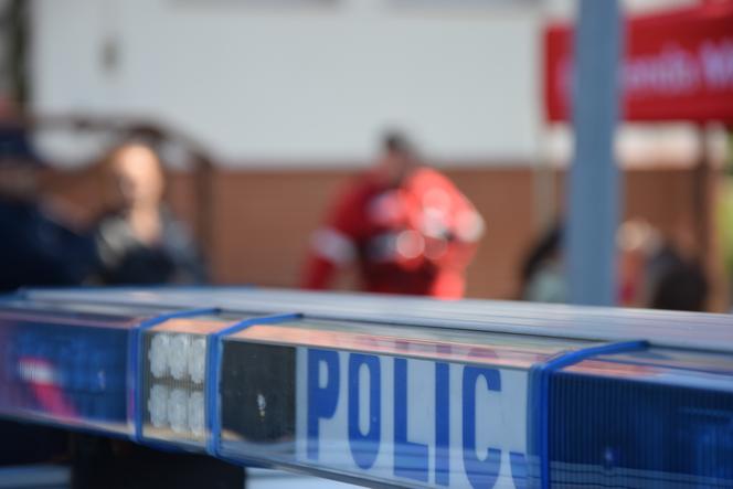 Potrącił pieszego na pasach i odjechał. Policja szuka świadków