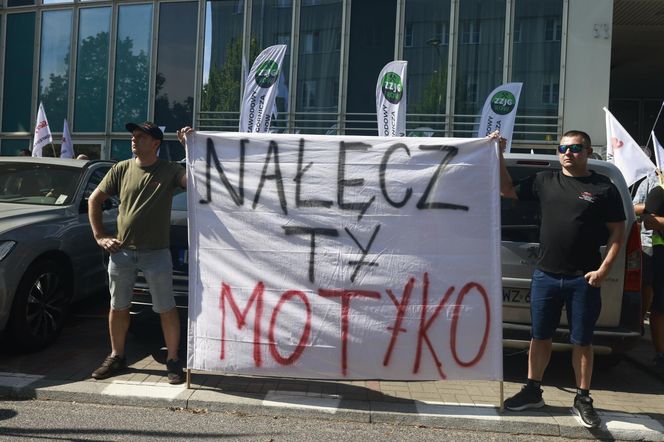 Protest górników i hutników ze Śląska w Warszawie