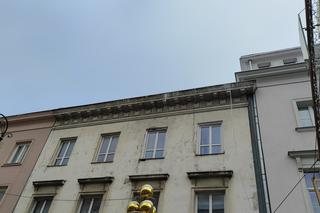 Gigantyczne sople na Krakowskim Przedmieściu