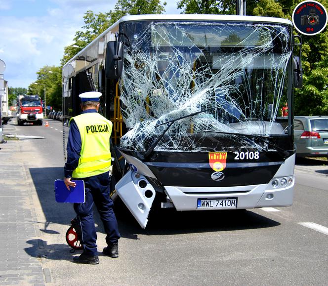 Kolejny wypadek miejskiego autobusu!