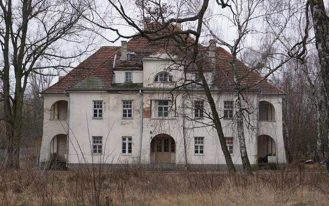 Zabudowa dawnej Wytwórni Amunicji Nr 1 przy ul. J. Waldorffa w Warszawie w 2021 roku 