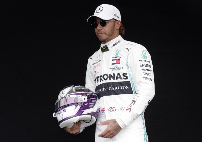 Lewis Hamilton opublikował DRASTYCZNE ZDJĘCIE i uderzył w hiszpański rząd. Ważny apel mistrza F1