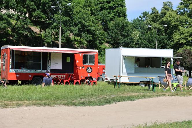 Pierwszy tegoroczny „Brunch pod chmurką” w Lublinie za nami. Było dobre jedzenie, muzyka i prelekcje