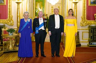 Trumpowie na królewskim balu! Melania przyćmiła nawet królową