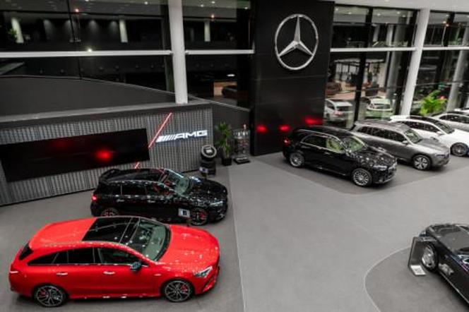 Nowy salon i serwis Mercedes w Warszawie 