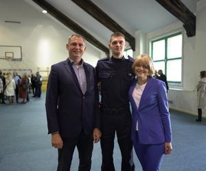 Nowi policjanci na Warmii i Mazurach. Ślubowanie złożyło 37 funkcjonariuszy [ZDJĘCIA]