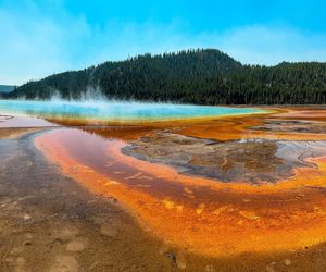 Nowy otwór w superwulkanie w Yellowstone! Gigant budzi się do życia?