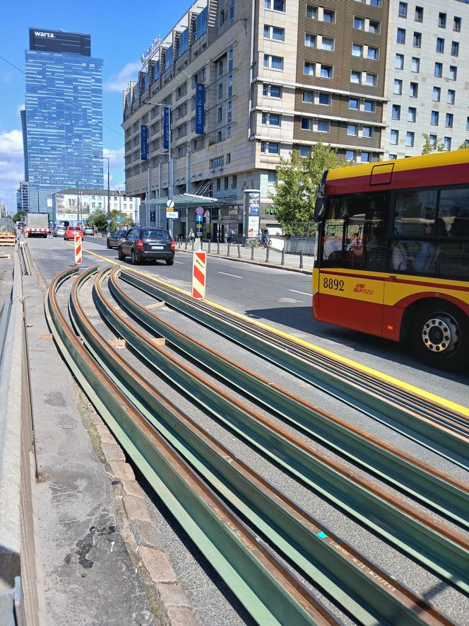 Tramwajowy remont pl. Zawiszy w Warszawie