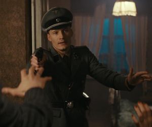 Zatoka szpiegów 2, odcinek 17. Franz (Bartosz Gelner), Engel (Michał Balicki), Greta (Karolina Kominek)