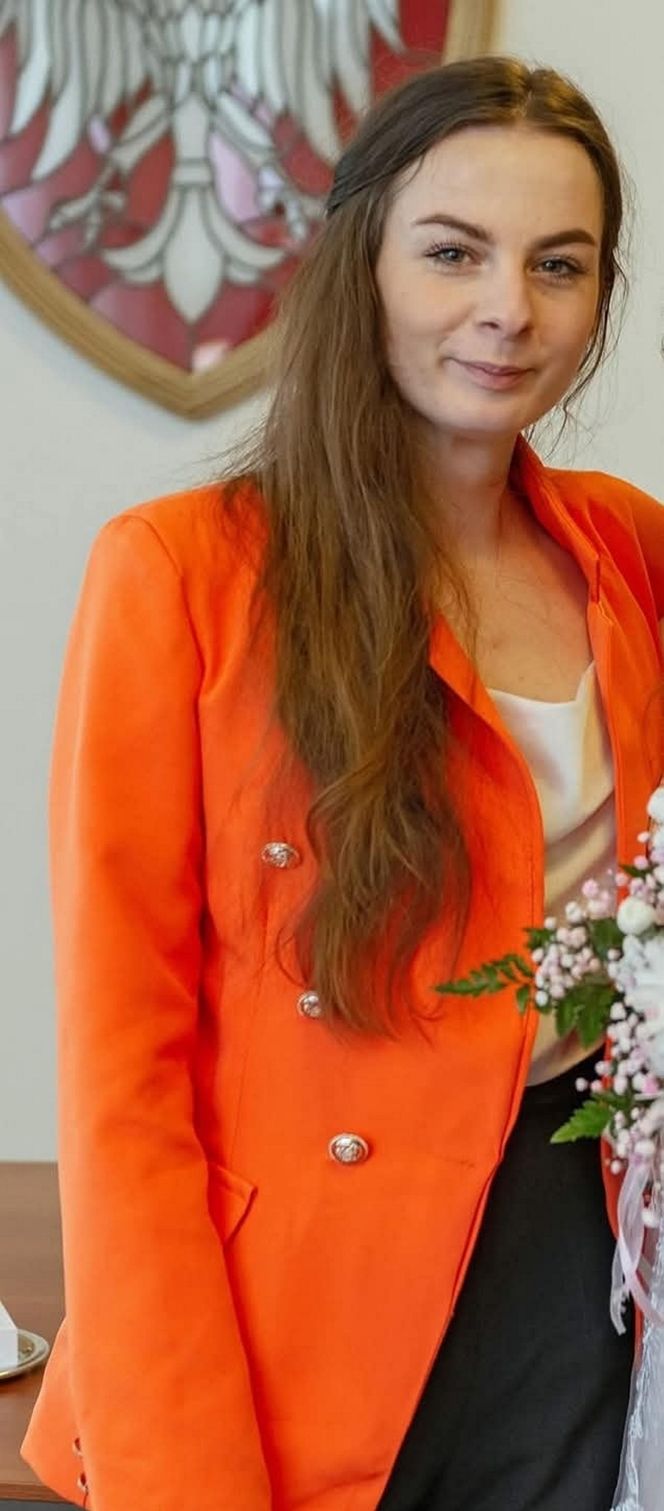 Policjanci kontynuują poszukiwania zaginionej Karoliny Wróbel