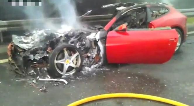 Ferrari FF fire