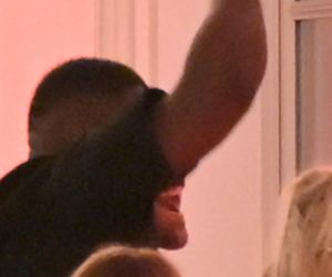 Niezła bibka Afryka Express. Obejrzeli razem odcinek, a potem poszli w tango. Iwan wyszedł ostatni