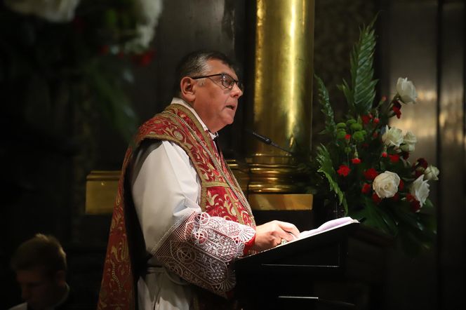 Ks. Robert Tyrała w czasie nowenny ku czci św. Stanisława BM: Bóg posyła nas dziś w swoim imieni