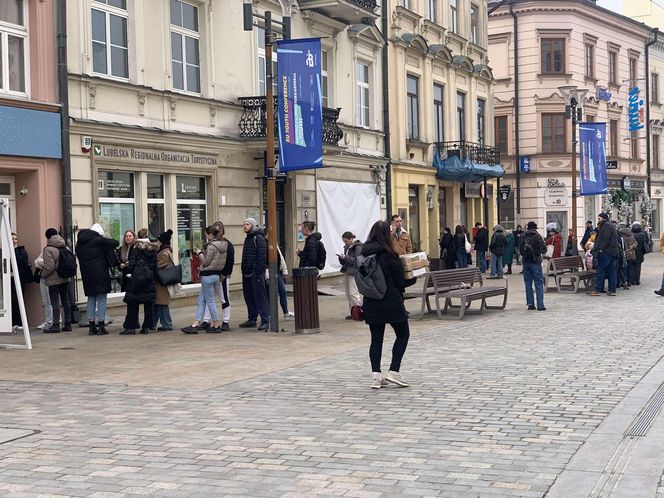 Kolejki po pączki w tłusty czwartek w Lublinie