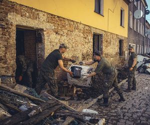 Walka z powodzią NA ŻYWO. Fala kulminacyjna przechodzi przez województwo lubuskie 