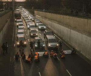 Ostatnie Pokolenie zablokowało Wisłostradę! O poranku w Warszawie ruszył protest aktywistów