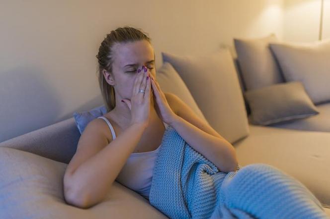 Bóle głowy, zmęczenie i katar? To nie zawsze oznacza przeziębienie