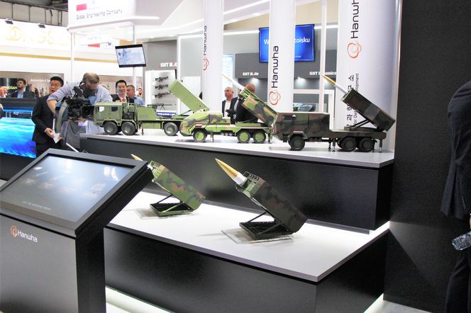 Stoisko Hanwha podczas MSPO 2025