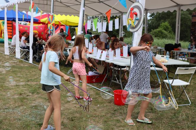 Niezwykły piknik przy Stawie w Lasocinie. Zobacz zdjęcia i relację! #DziałamyRazem