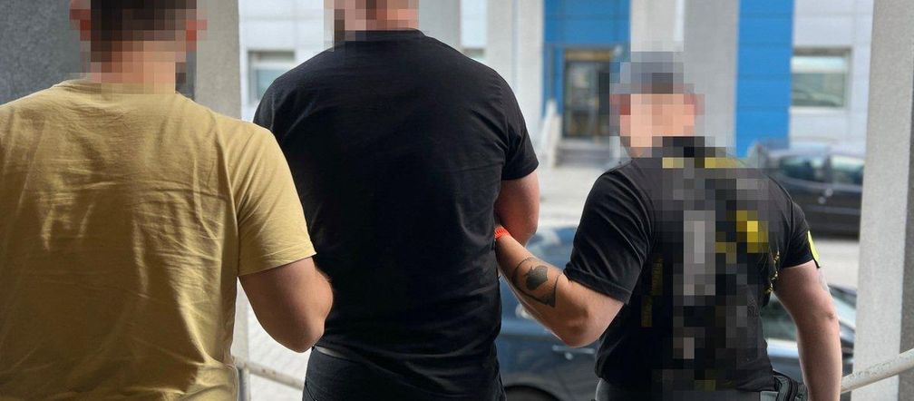 Atakowali przypadkowych przechodniów w Chorzowie. Trzech pseudokibiców zatrzymanych
