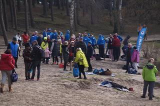 Bydgoskie Morsy wskoczyły do jeziora w Pieckach! 