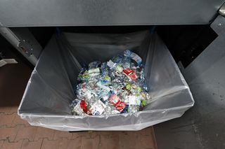 100 butelek i puszek naraz. Powstają nowe kaucjomaty XXL 
