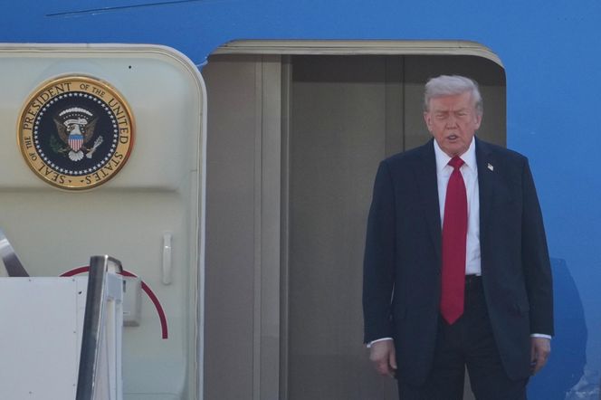 Trump w Tel Awiwie. Hamas wypuszcza kolejnych zakładników