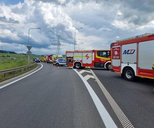 Jawor. Czołówka na na S3. W akcji wszystkie służby ratunkowe